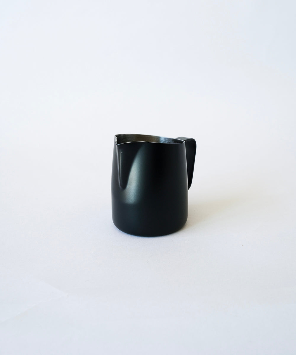 WPM 10oz Latte Art Pitcher with Wide Spout in Matte Black – Slow