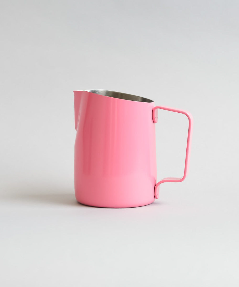 15oz Latte Art Pitcher with Round Spout in Gloss Bubble Gum – Slow