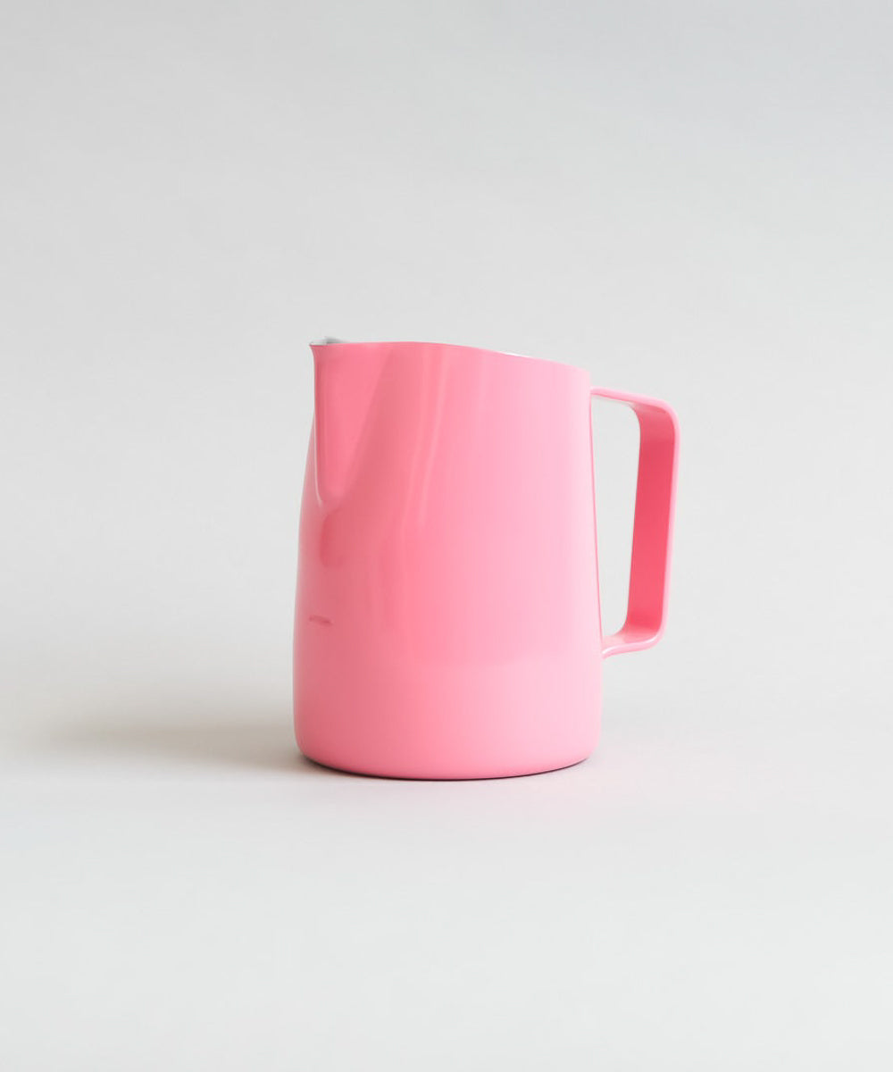 15oz Latte Art Pitcher with Round Spout in Gloss Bubble Gum – Slow