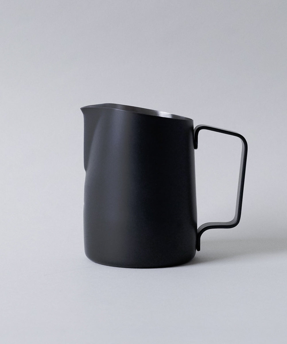 22oz Latte Art Pitcher with Wide Spout (previously known as Round