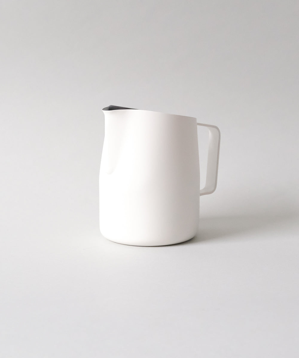食器 MiLk 22oz Latte Art Pitcher with Wide Spout (previously known as Round
