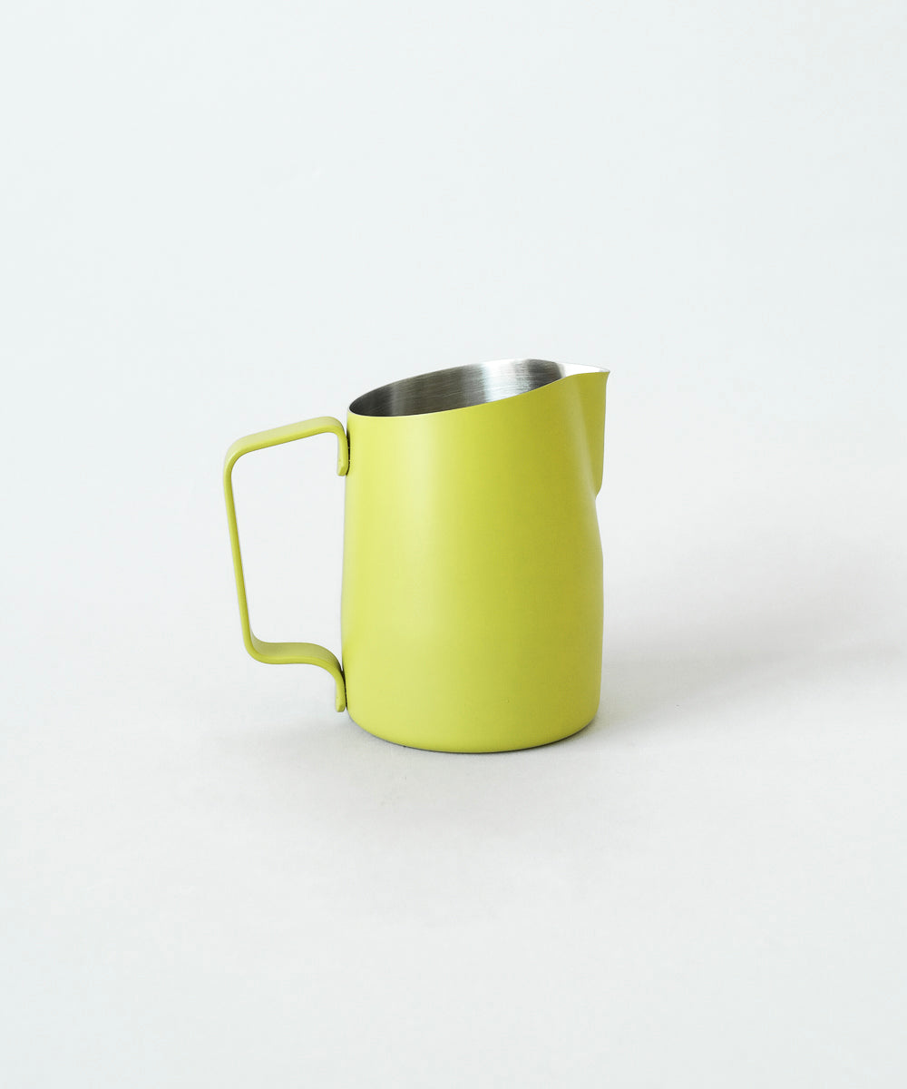 WPM 15oz Latte Art Pitcher with Round Spout in Calamansi Mist