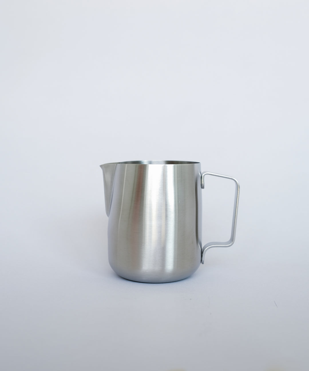 600cc / 20oz WPM Free Pour Latte Art Competition Pitcher in