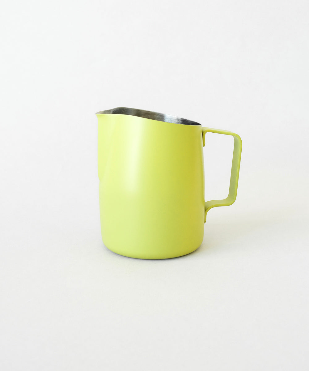 22oz Latte Art Pitcher with Wide Spout in Calamansi Mist – Slow