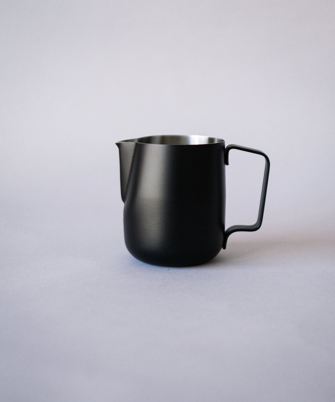 17oz Latte Art Pitchers – Slow Pour Supply