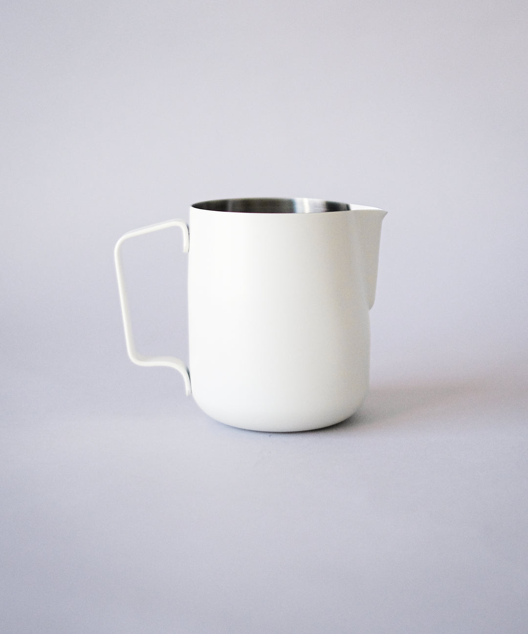 600cc / 20oz WPM Free Pour Latte Art Competition Pitcher in Matte