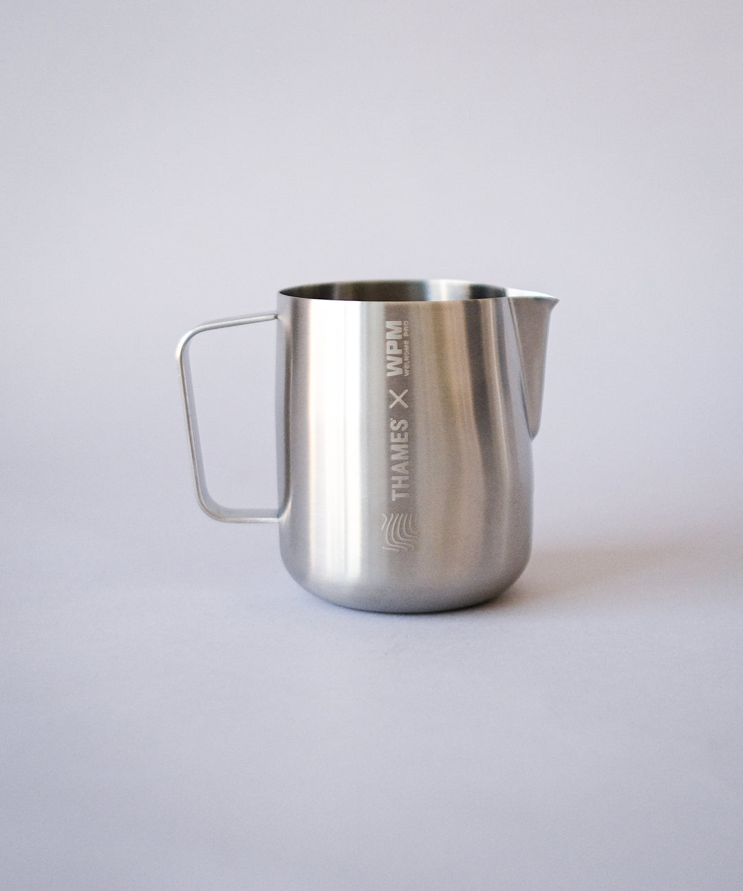 600cc / 20oz THAMES x WPM Free Pour Latte Art Competition Pitcher